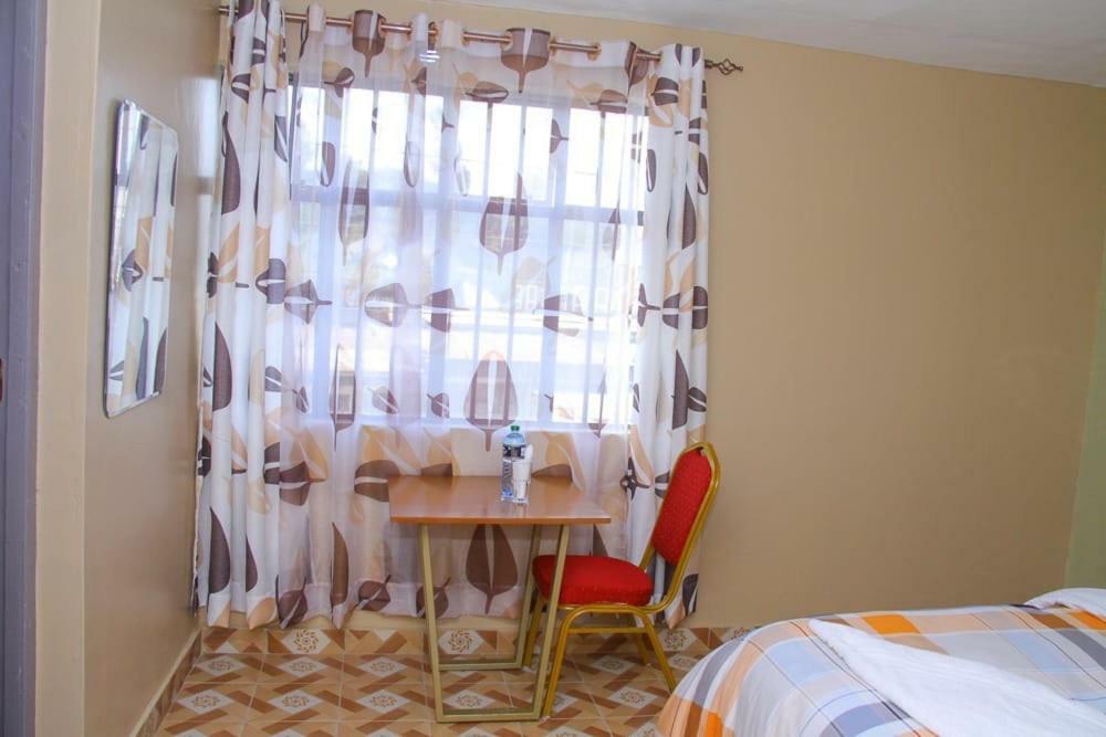 Midlands 033 Hotel Narok Екстер'єр фото